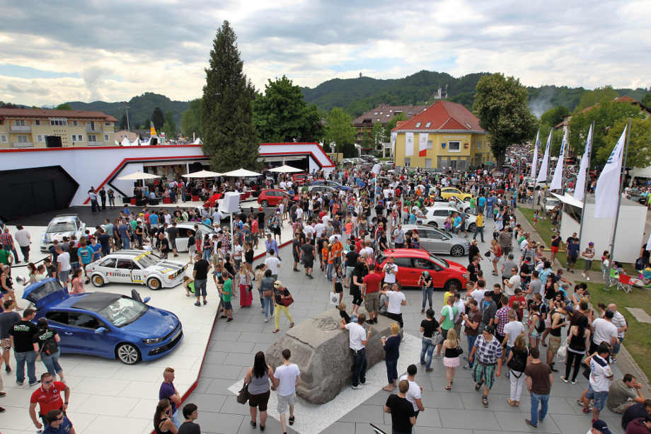 PS-Parade beim GTI-Treffen 2013