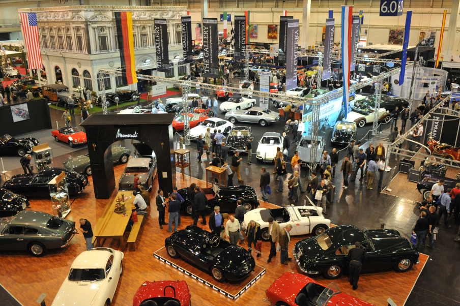 Techno Classica 2013: Führende Oldtimer-Messe feiert 25. Geburtstag