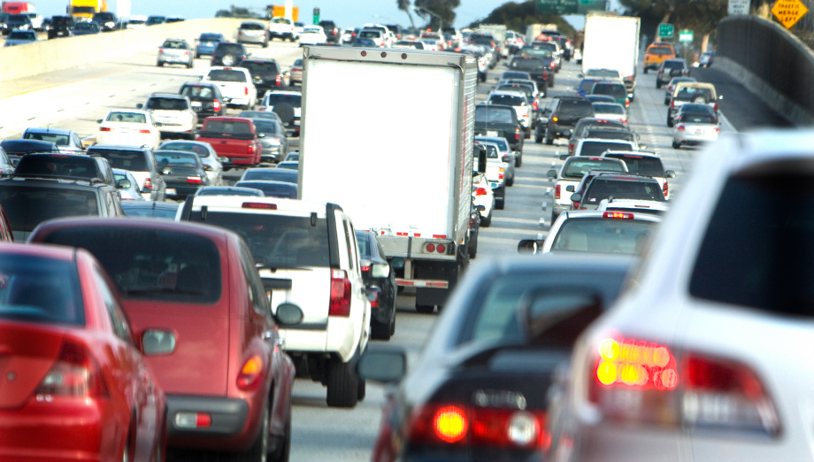 Verkehrsinfo 2012: Das Autojahr in Zahlen und Fakten