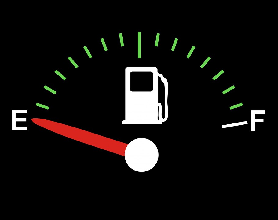 Eleven tips: How to save fuel when driving