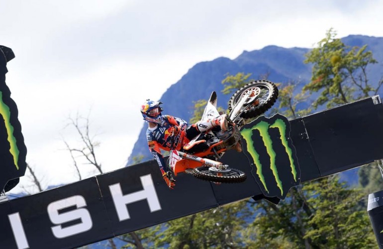 No rivals for Jorge Prado in the MX2 class